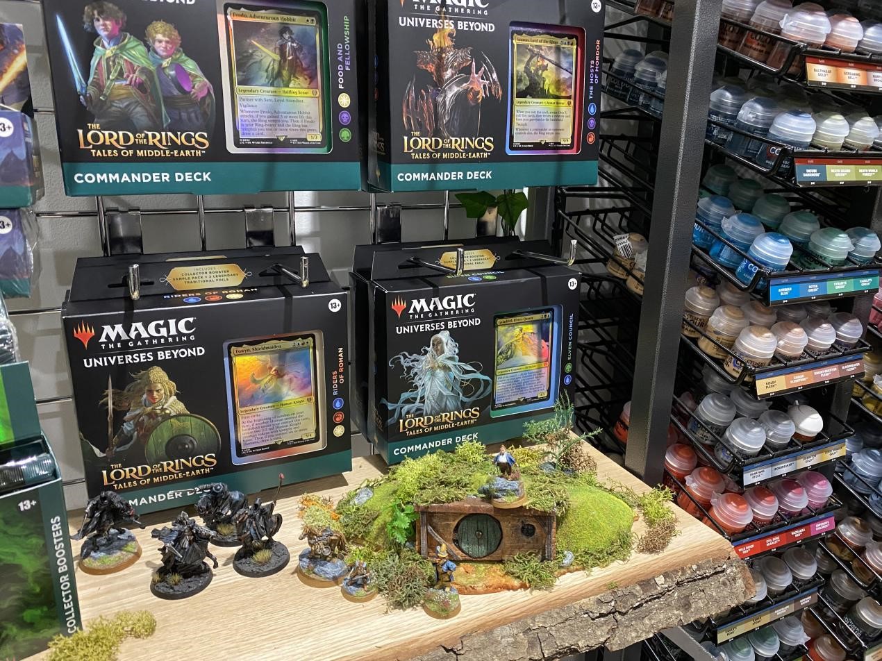 Dominion store display details